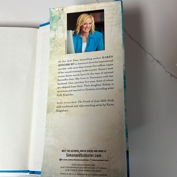 Friends of Jesus by Karen Kingsbury - Picture 4 of 6